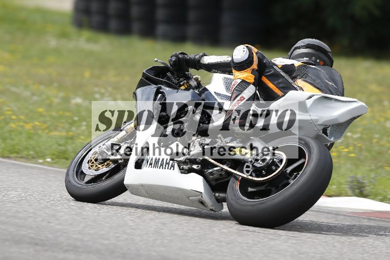 /37 28.07.2025 Dunlop Ride und Test Day ADR/Trackday Erfahren gelb Trackday schnell  rot/81